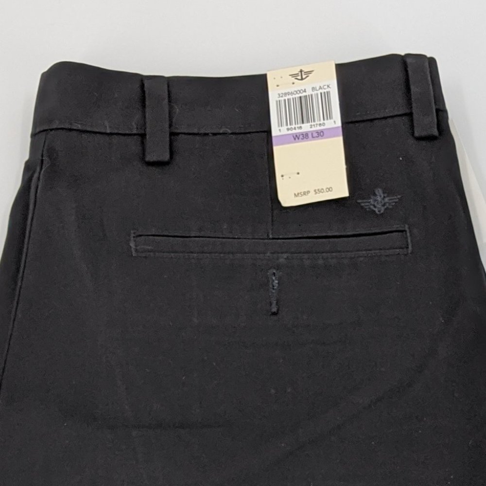 Docker's Black Classic Fit Khaki Pants 38x30